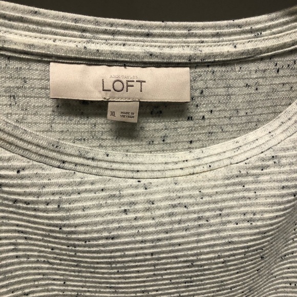 LOFT cream speckled  top - Picture 1 of 3